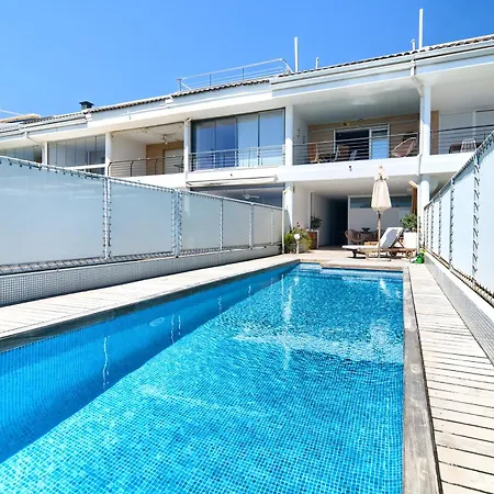Adosado En Primera Línea Con Piscina Privada *
